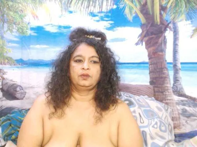 Live sex webcam photo for indianstar75 #291903503