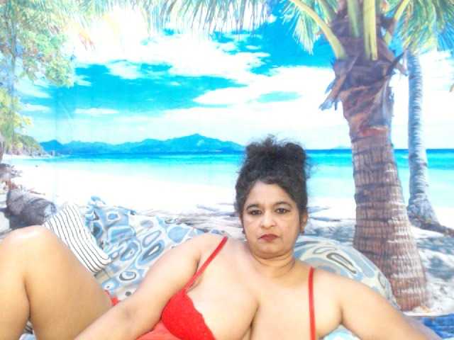 Live sex webcam photo for indianstar75 #291934645