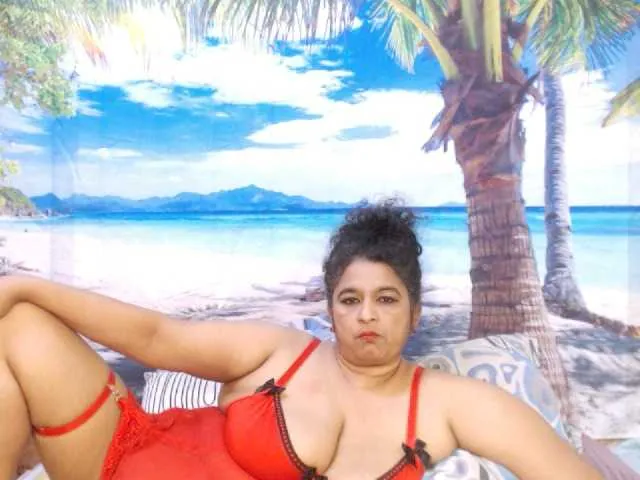 Live sex webcam photo for indianstar75 #291955911