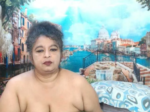 Live sex webcam photo for indianstar75 #292042517