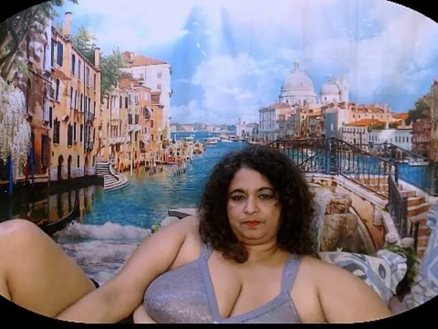 Live sex webcam photo for indianstar75 #292184702