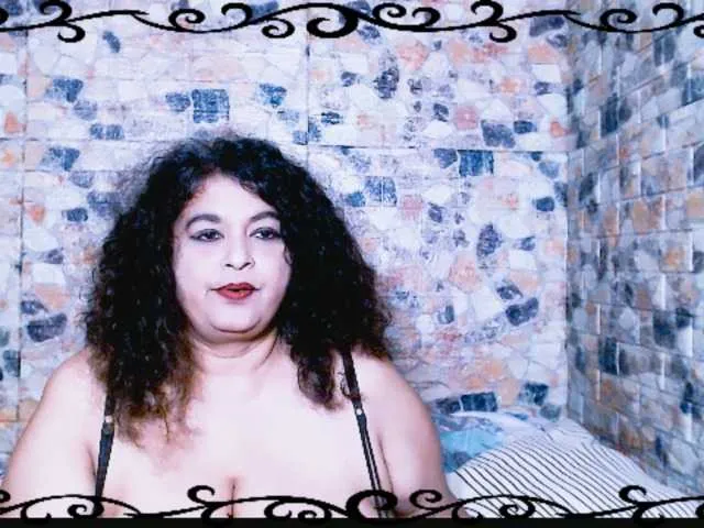 Live sex webcam photo for indianstar75 #292276950