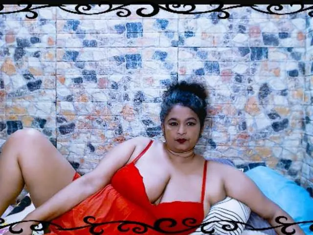 Live sex webcam photo for indianstar75 #292336082