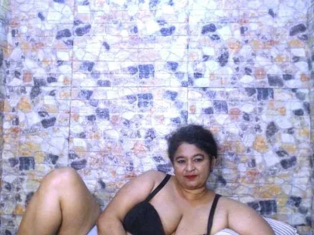 Live sex webcam photo for indianstar75 #292737189