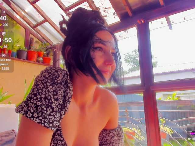 Live sex webcam photo for ingridblondy94 #291279198