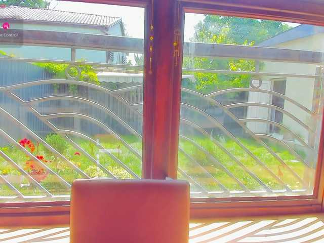 Live sex webcam photo for ingridblondy94 #291453805