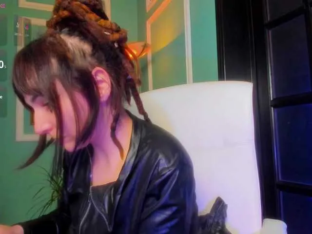 Live sex webcam photo for ingridblondy94 #292357021