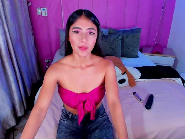 Live sex webcam photo for irinarivas #277959218