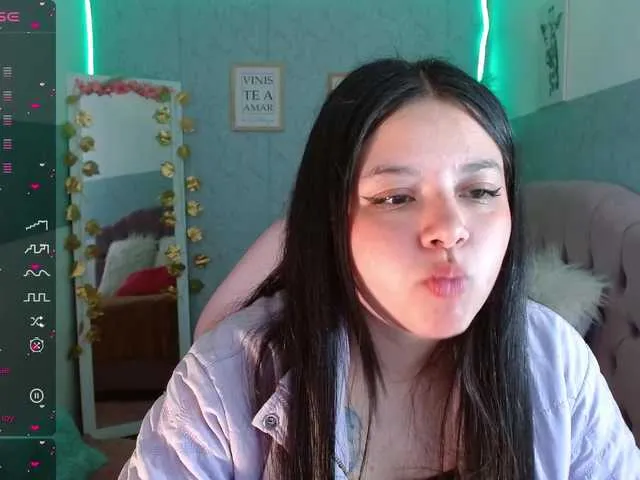Live sex webcam photo for iris-tay #276587547