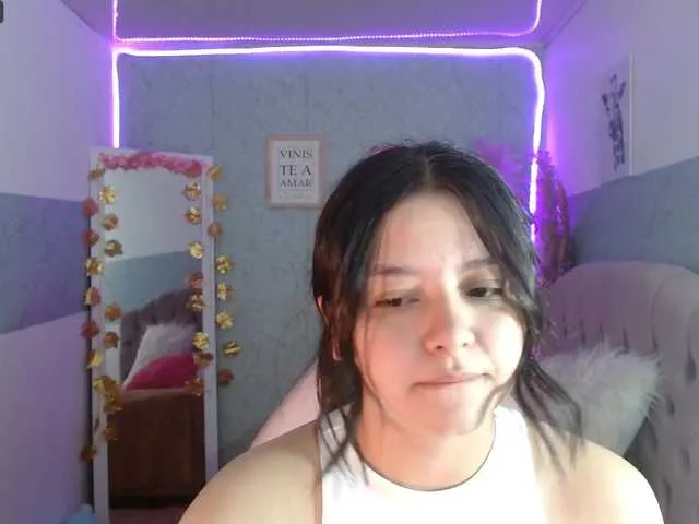 Live sex webcam photo for iris-tay #276614167