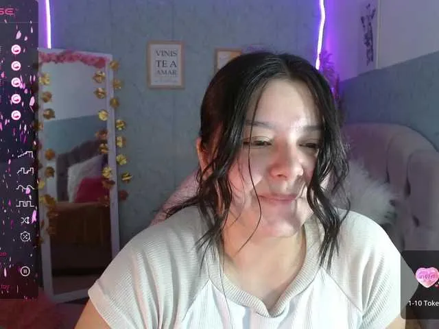 Live sex webcam photo for iris-tay #276635695