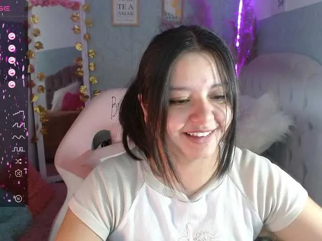 Live sex webcam photo for iris-tay #276648098