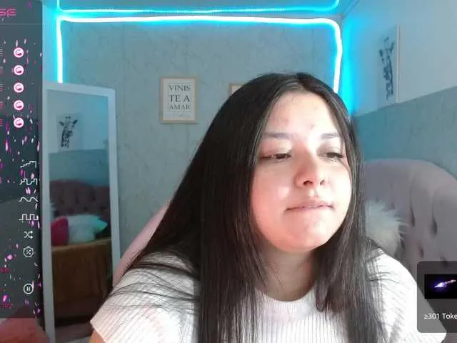 Live sex webcam photo for iris-tay #276661784