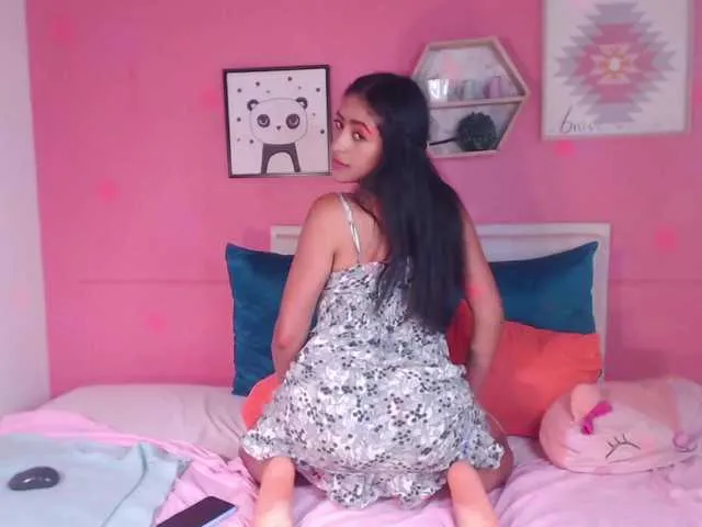 Live sex webcam photo for irispalacio #273667823