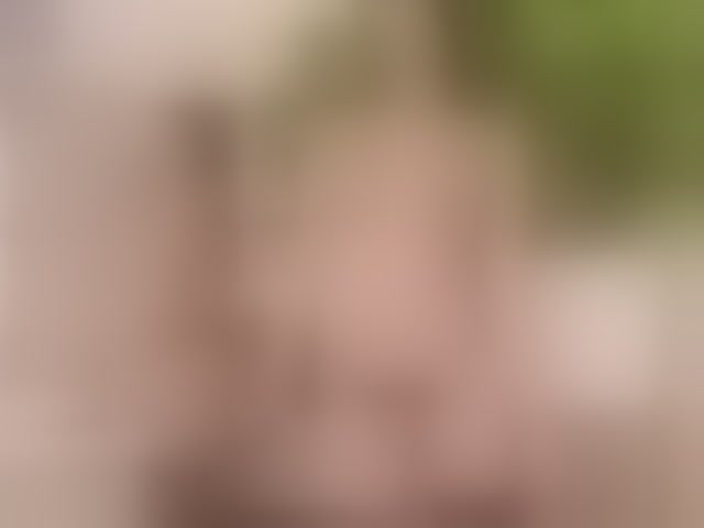Live sex webcam photo for irisreid #294062366