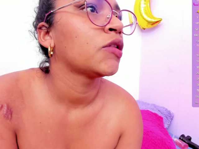 Live sex webcam photo for iriss-25 #275787548