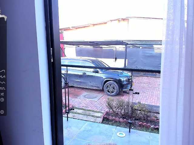 Live sex webcam photo for iriss-25 #276940519