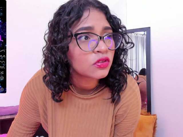 Live sex webcam photo for iriss-25 #277750379