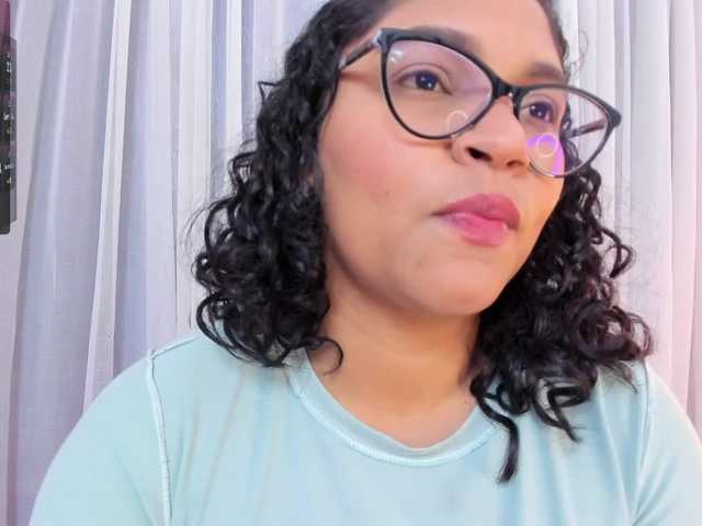 Live sex webcam photo for iriss-25 #277919023