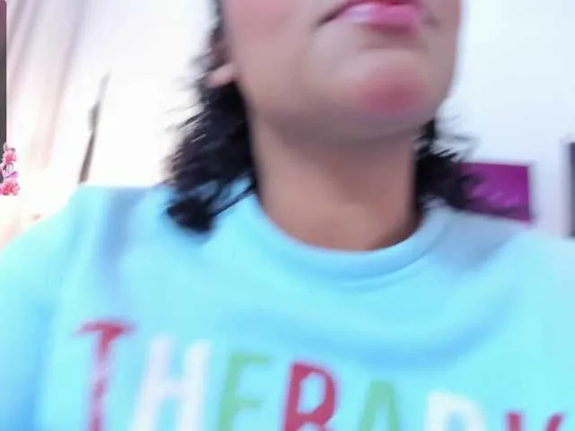 Live sex webcam photo for iriss-25 #278133306