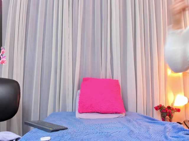 Live sex webcam photo for iriss-25 #278174530