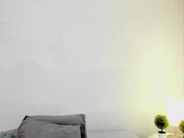 Live sex webcam photo for isa-molly #290303694