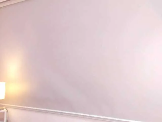 Live sex webcam photo for isa-molly #290865546