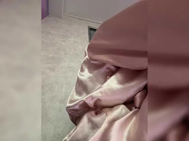 Live sex webcam photo for isa-queen #290743775