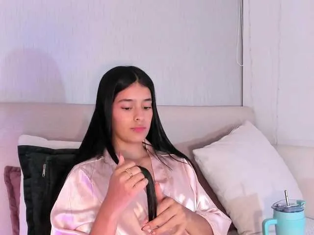 Live sex webcam photo for isa-queen #291024684