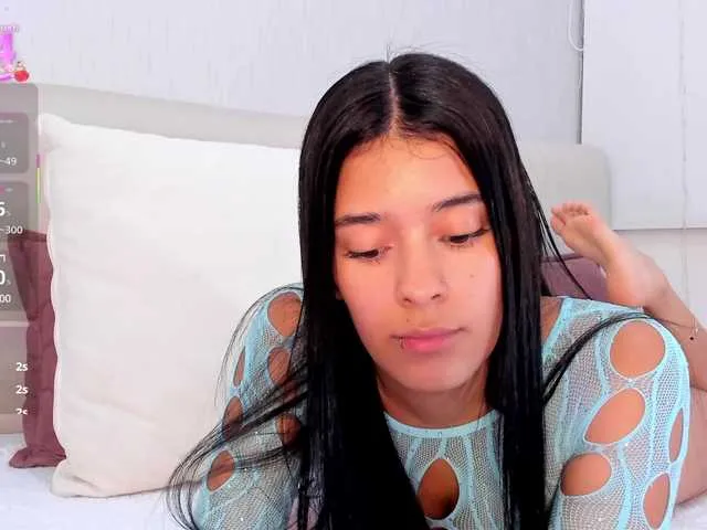 Live sex webcam photo for isa-queen #291228504