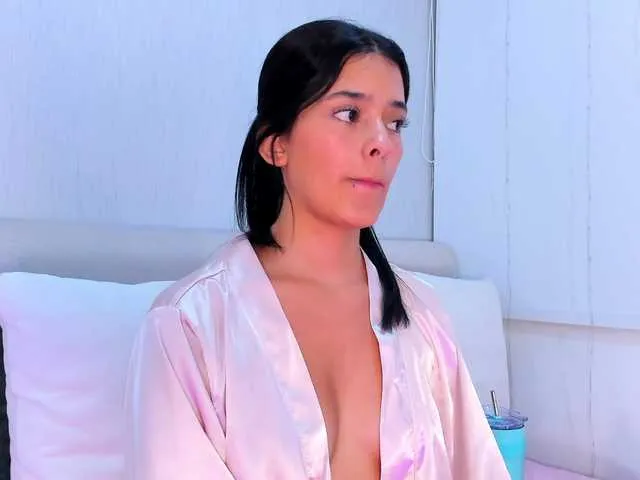 Live sex webcam photo for isa-queen #291310384