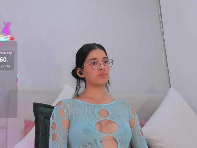 Live sex webcam photo for isa-queen #292522009