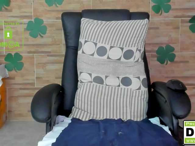 Live sex webcam photo for isabelasweet #272774580