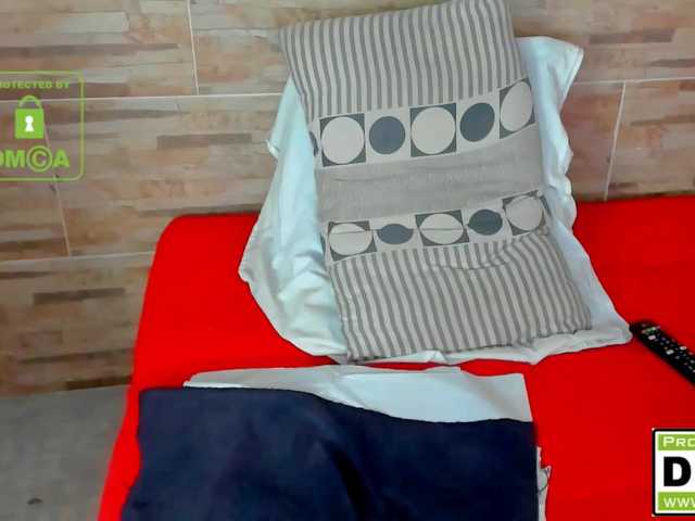 Live sex webcam photo for isabelasweet #273226669