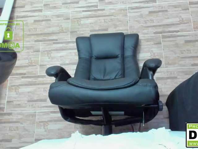 Live sex webcam photo for isabelasweet #274155196