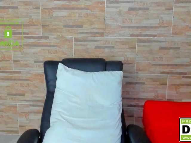 Live sex webcam photo for isabelasweet #274631335