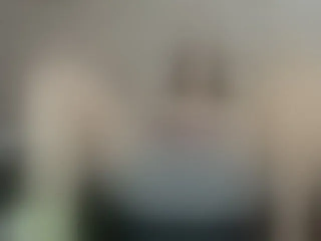 Live sex webcam photo for isabelasweet #275917824