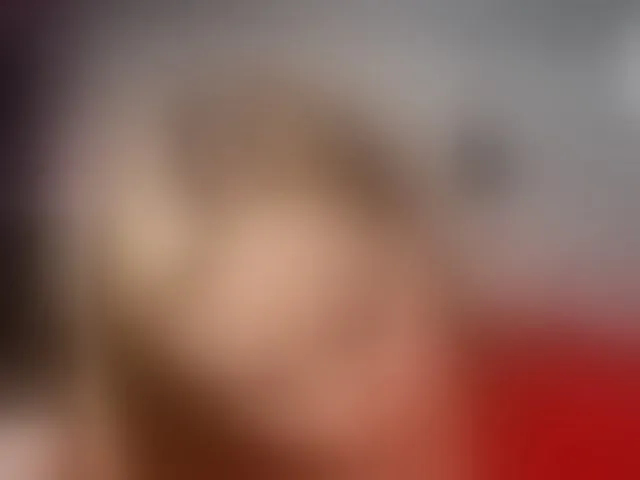 Live sex webcam photo for isabella-77 #293096505