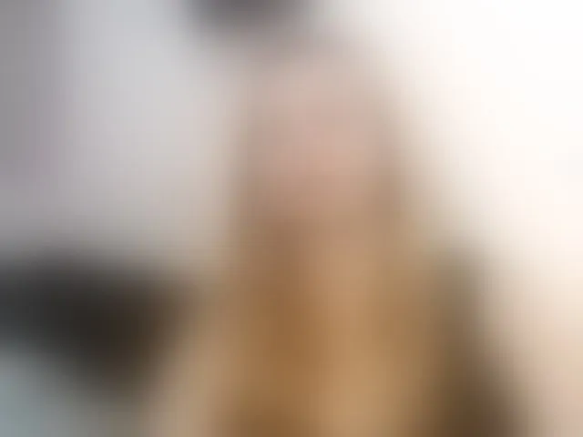 Live sex webcam photo for isabella-77 #293768316