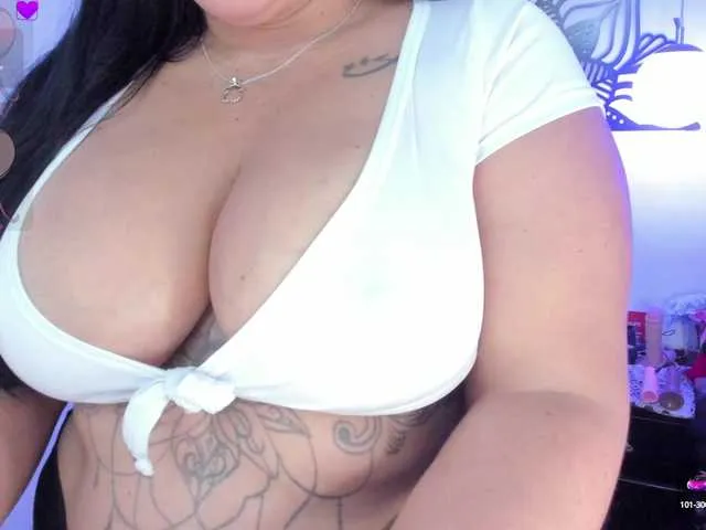 Live sex webcam photo for isabella-diprinzio #291723705