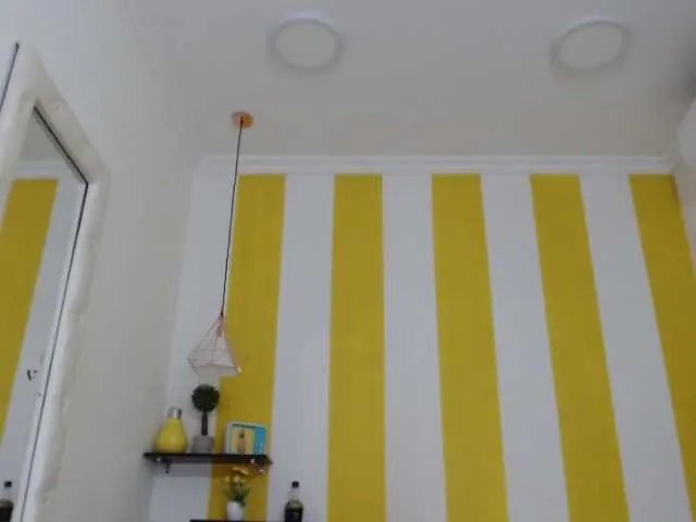 Live sex webcam photo for isabella-mont #272035032