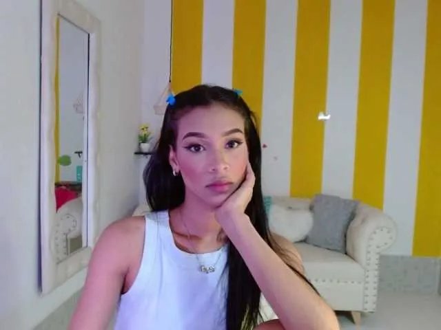 Live sex webcam photo for isabella-mont #273188972