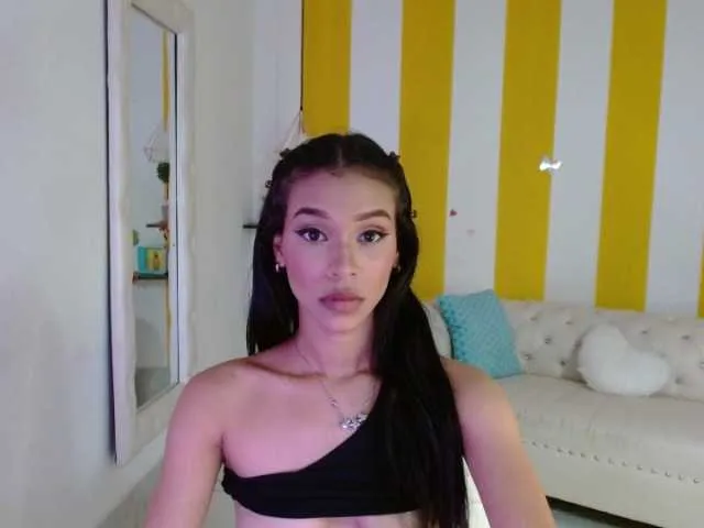 Live sex webcam photo for isabella-mont #273232309