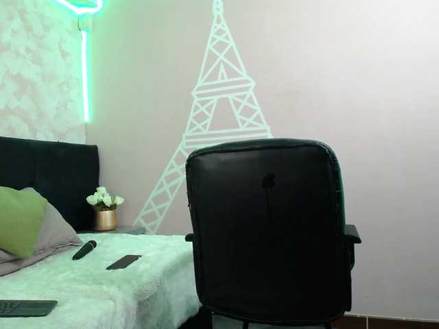 Live sex webcam photo for isabella-smit #273225989