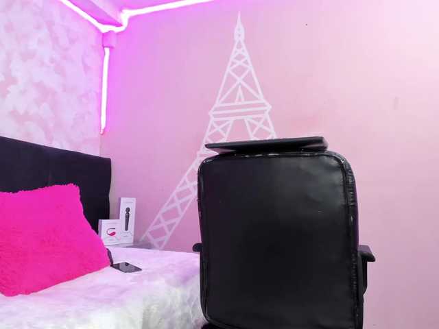 Live sex webcam photo for isabella-smit #274417951