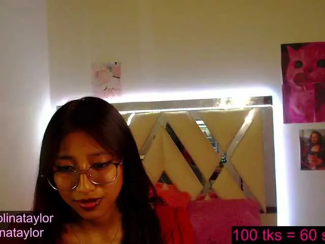 Live sex webcam photo for Isabella16 #272834924
