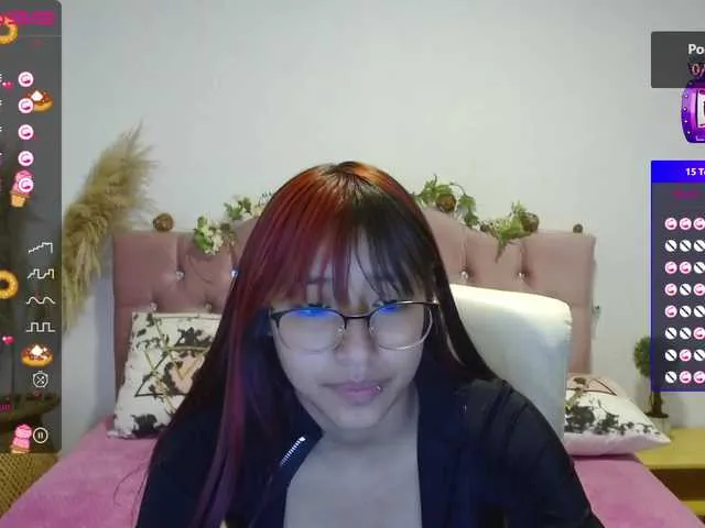 Live sex webcam photo for Isabella16 #274137050