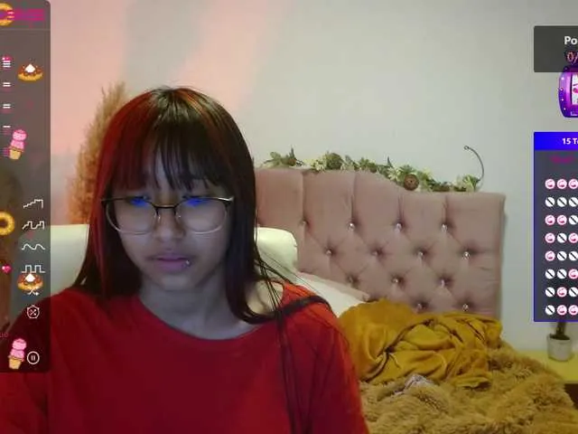 Live sex webcam photo for Isabella16 #274261661