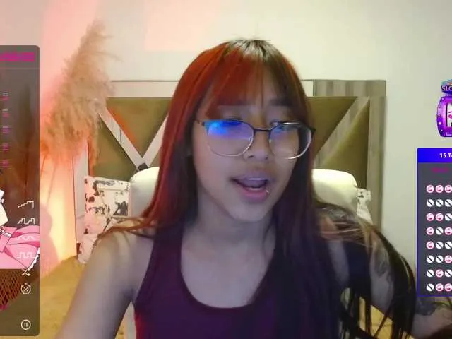 Live sex webcam photo for Isabella16 #274491463