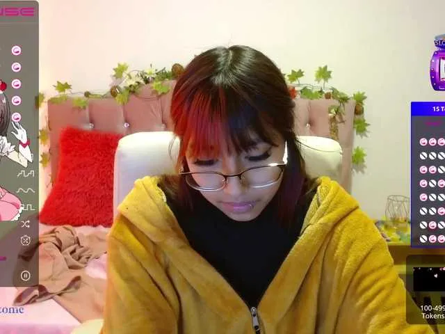 Live sex webcam photo for Isabella16 #274532611